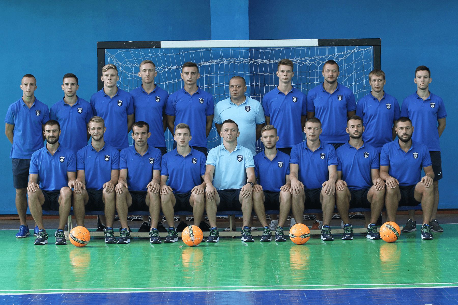 ep av team 2018 08 w1800